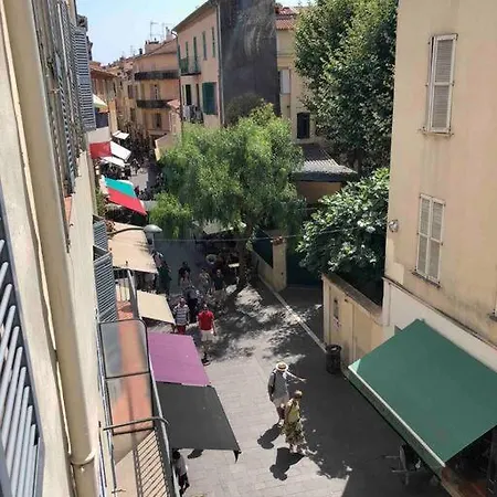 Apartment Old Antibes, One Bed App, In Front Of The Port! Antibes