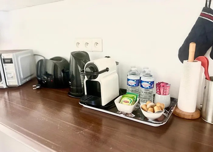 Daire Old Antibes, One Bed App, In Front Of The Port! *